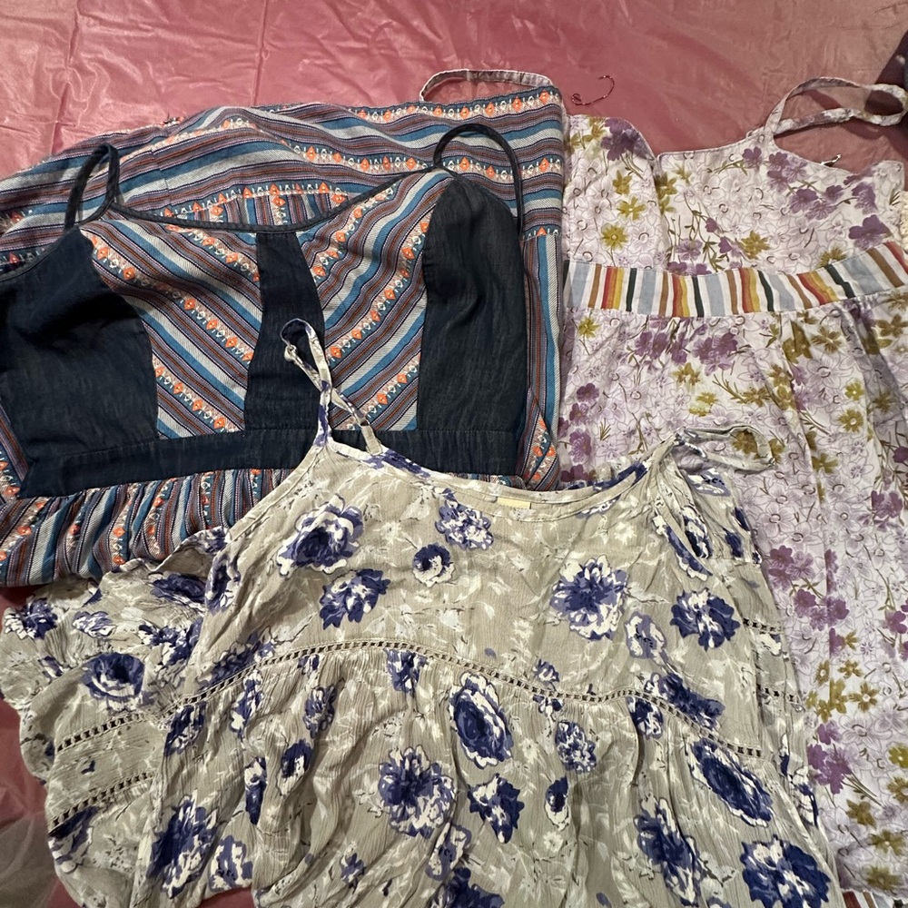 Bundle 3 summer dresses. All fit as a size Large. Cute!